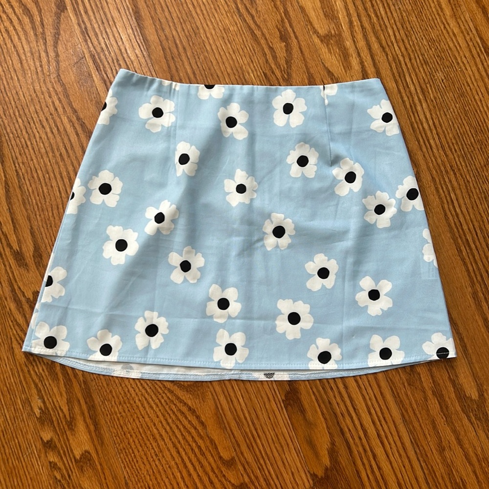 Princess Polly Mini Skirt!